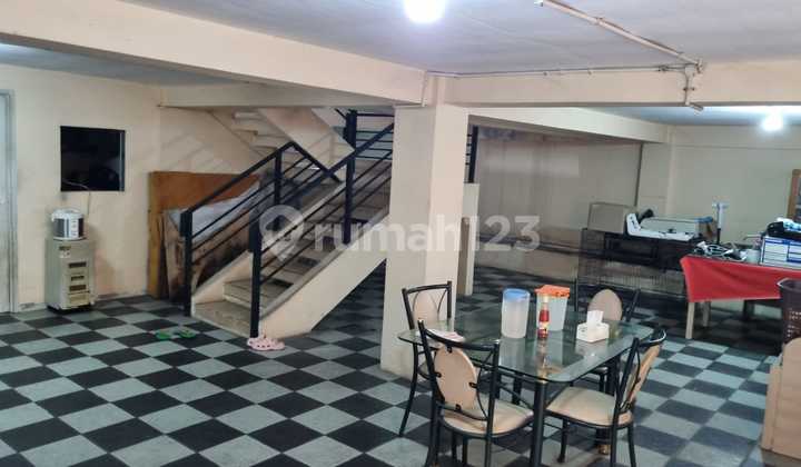 Dijual rumah di Kav DKI Meruya Utara jakarta barat