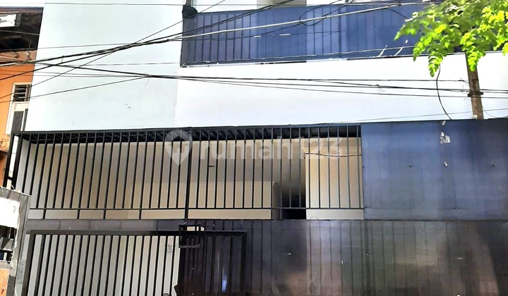 For Sale Cheap BU Kos in Tanjung Duren West Jakarta full occupancy!