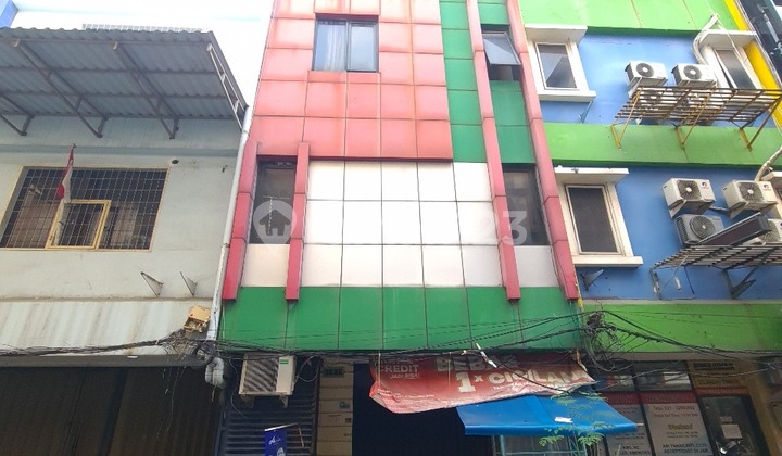 For Quick Sale: Mango Besar Raya Boarding House in West Jakarta For Quick Sale: Mango Besar Raya Boarding House in West Jakarta