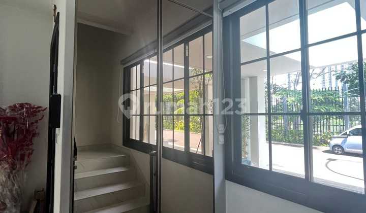 DIJUAL RUMAH SUTERA WINONA Alam sutera Hadap Danau 2