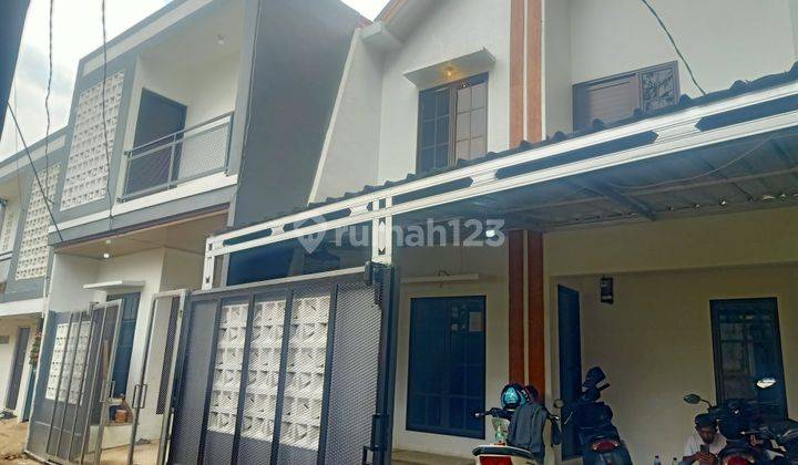Rumah 2 Lantai Dekat Stasiun Di Pusat Kota Depok 1