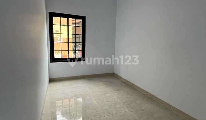 Affordable Best-Selling Luxury House Ready to Occupied with Highly Accessible Access 2