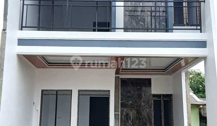 Rumah Mewah 2 Lantai Termurah Akses Sangat Strategis di Depok Rumah Mewah 2 Lantai Termurah Akses Sangat Strategis di Depok