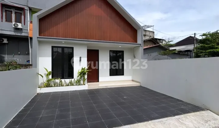 Rumah Murah Scandinavian Ada Rooftopnya di Cipedak Jagakarsa Jakarta Selatan 2