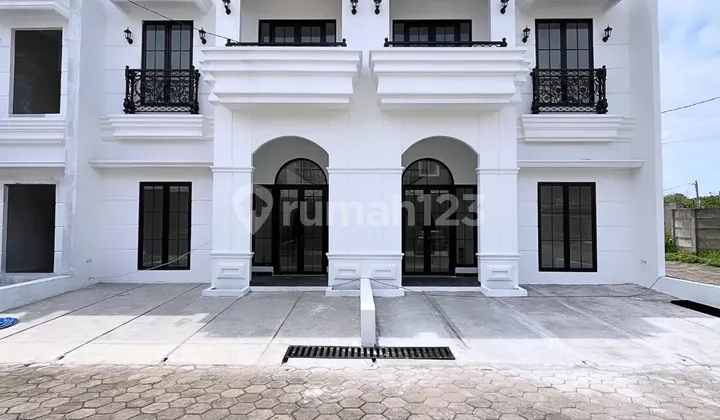 Rumah Clasic Murah Akses 2 Mobil Dalam Perumahan Besar di Cilodong Depok Rumah Clasic Murah Akses 2 Mobil Dalam Perumahan Besar di Cilodong Depok