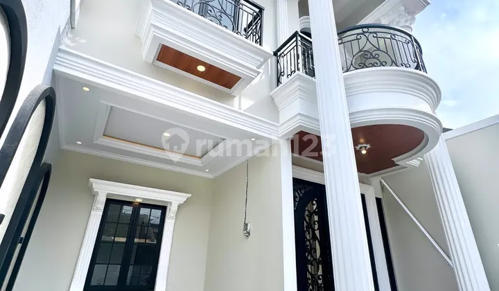 Rumah Mewah 3 Lantai di Komplek Bumi Pancoran Mas Mampang Depok 2
