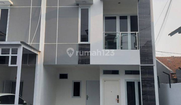 dijual  rumah cantik minimalis dan elegan di palmerah utara jakarta barat 1