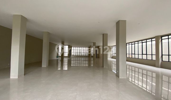 For Sale and Lease: Ready-to-Occupy Shop House Building in Central Dago, Bandung City 2