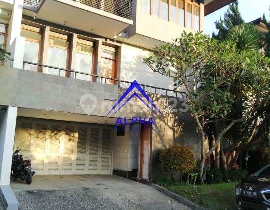 Disewakan Rumah Di Setra Duta Bandung 2