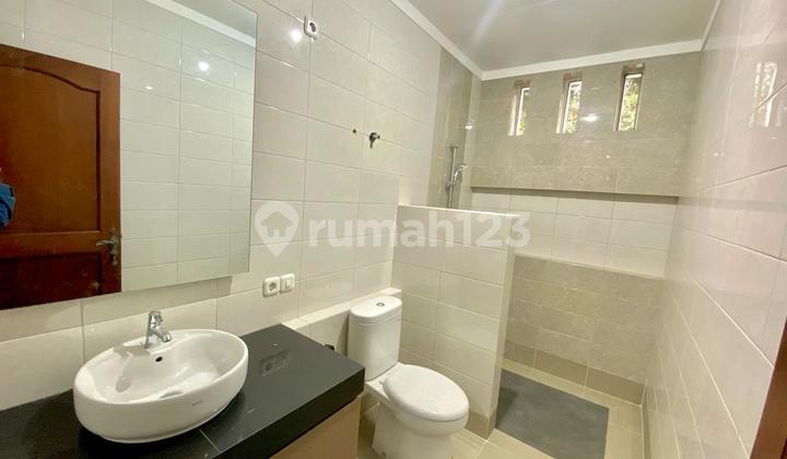 Sewa Rumah cocok untuk kantor atau tempat tinggal di Setra sari sukajadi 2