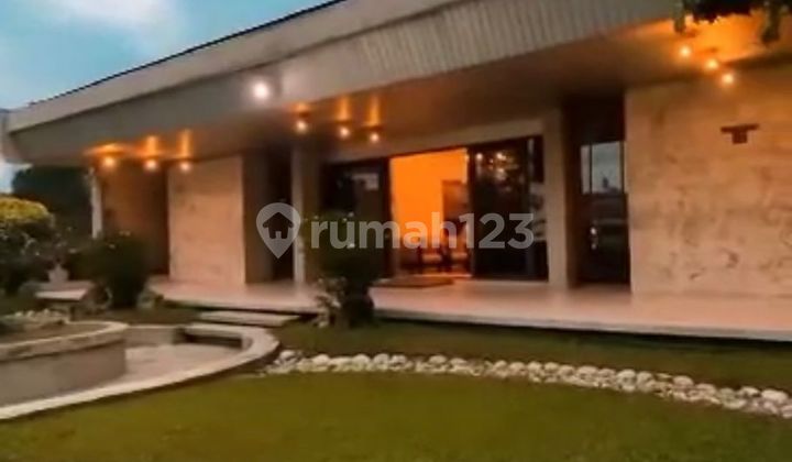 Dijual Rumah Tengah Kota Bandung Luas Tanah 3250 Meter