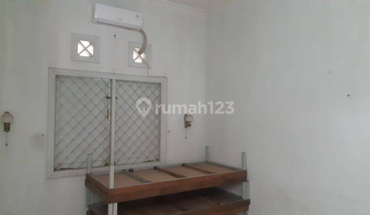 Sewa Rumah Tengah Kota Bandung Dekat KFC Riau 2
