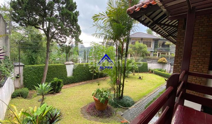 Dijual Rumah di Cisitu Dago Luas Tanah 728 Meter Murah