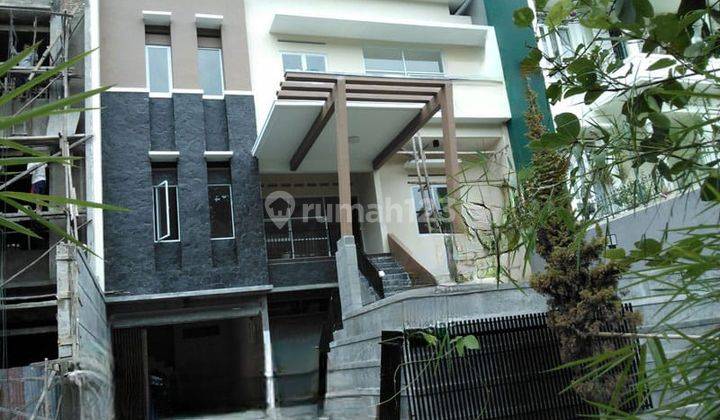 Dijual Murah Rumah Di Komplek Elite Setra Duta Hegar Bandung 1