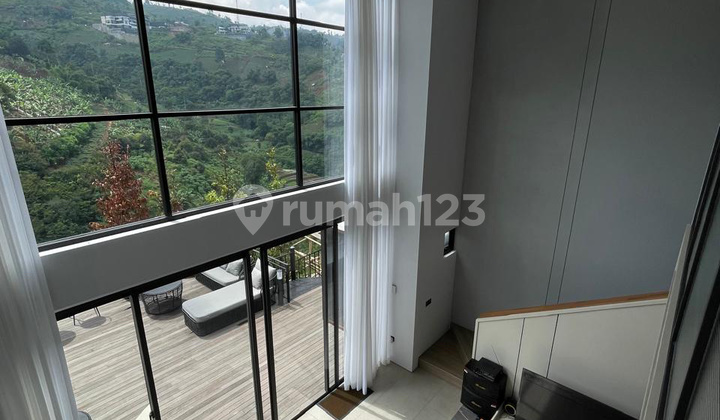 Dijual Rumah di Dago Full Furnished Ada Kolam Renang Infinity Bangunan Baru Dijual Rumah di Dago Full Furnished Ada Kolam Renang Infinity Bangunan Baru