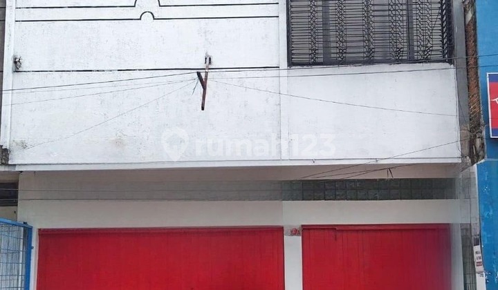 For Rent: 2-Story Shop House in Central Bandung Near Bu Imas