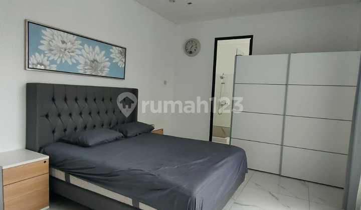 Rumah dengan Kolam Renang di Dago Resort 2