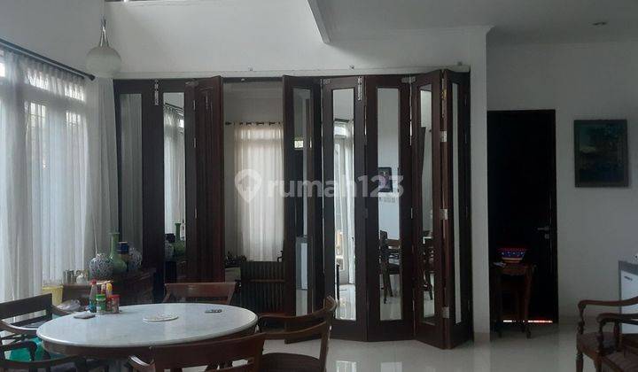 Dijual Rumah Di Geger Kalong Bandung Dengan Kolam Renang 2