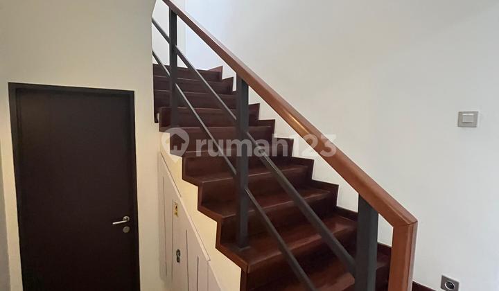 Dijual Murah Rumah di Calistha Dago Full Furnished 2