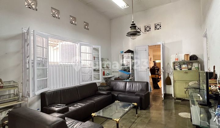 Dijual Rumah Tengah Kota Bandung Area Jalan Riau Dijual Rumah Tengah Kota Bandung Area Jalan Riau