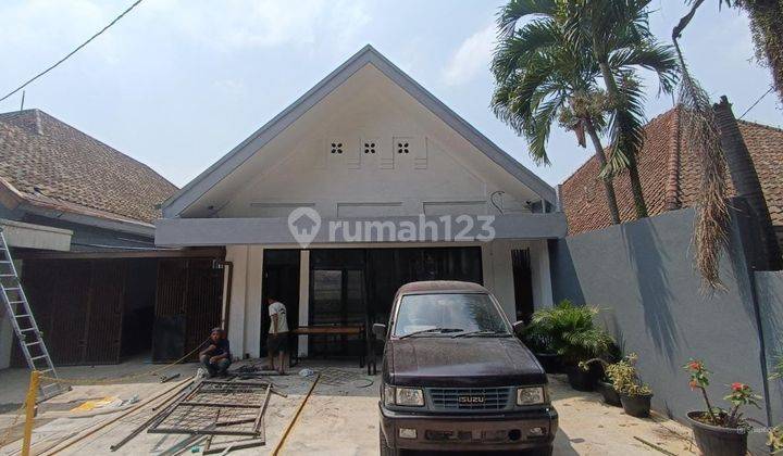 Disewakan Rumah Ruang Usaha di Cihampelas Bandung Kota 1