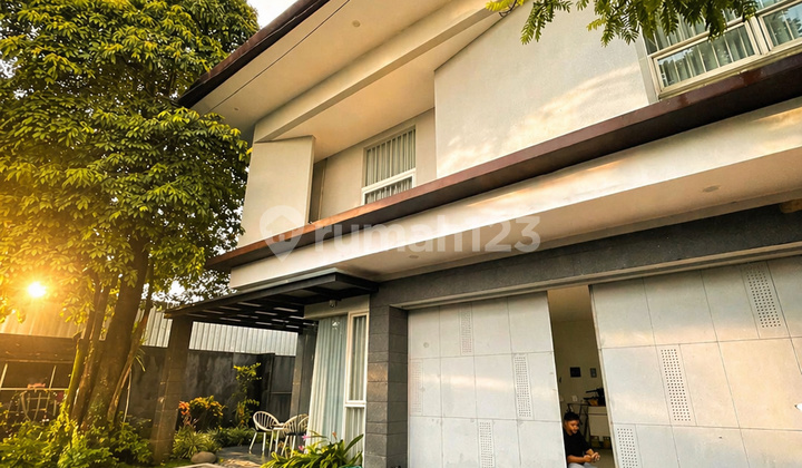 Dijual Rumah Full Furnished Selangkah ke Setrasari Raya Dijual Rumah Full Furnished Selangkah ke Setrasari Raya