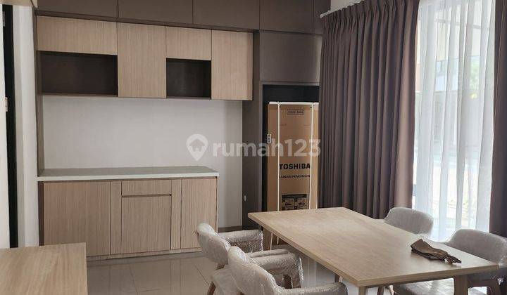 Disewakan Rumah Furnished 2 Lantai Baru Cluster Georgia Uk 8x10 1