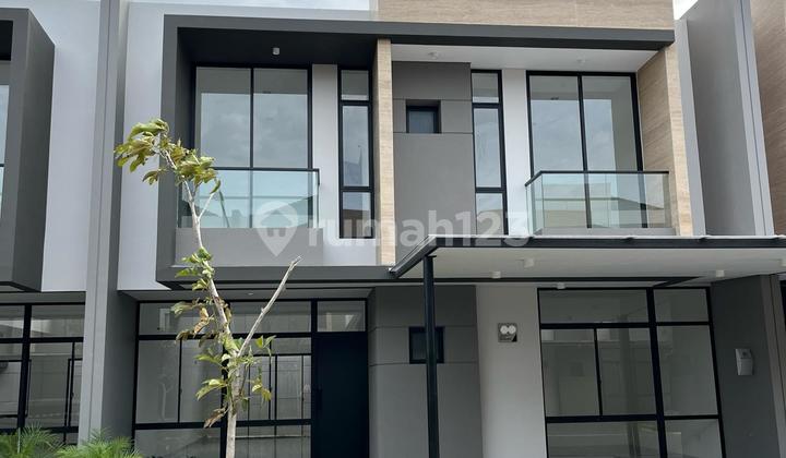 For Sale Villa White Sand PIK2 Size 10x20 2 Floors Brand New Ready to Occupy For Sale Villa White Sand PIK2 Size 10x20 2 Floors Brand New Ready to Occupy