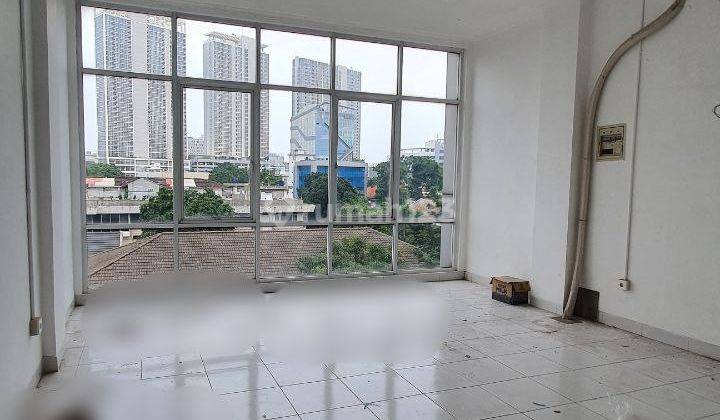 Ruko Bagus Siap Huni,ada Lift,harga Dibawah Pasaran Di Menteng,jakarta Pusat  2