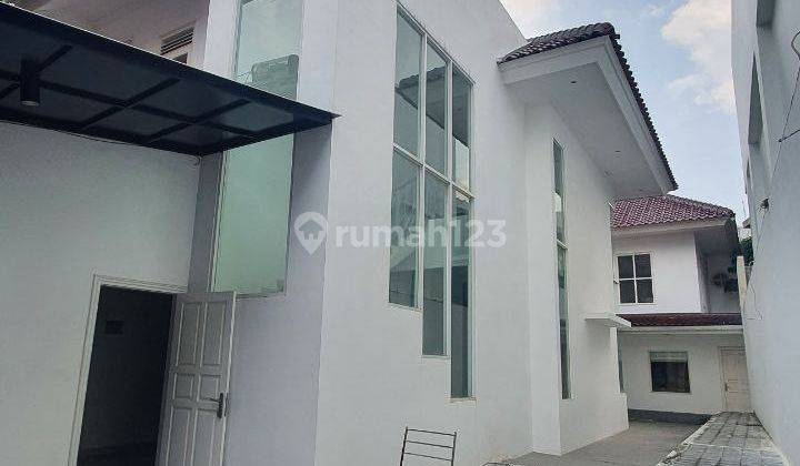 Rumah Lux Diprime Area Menteng,dekat Jalan Cianjur,jalan Hos Cokro Aminoto,jl Imam Bonjol, Menteng Jakarta Pusat  1