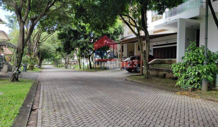 Rumah Mewah Cluster Eksklusif Kota Baru Parahyangan Bandung 2