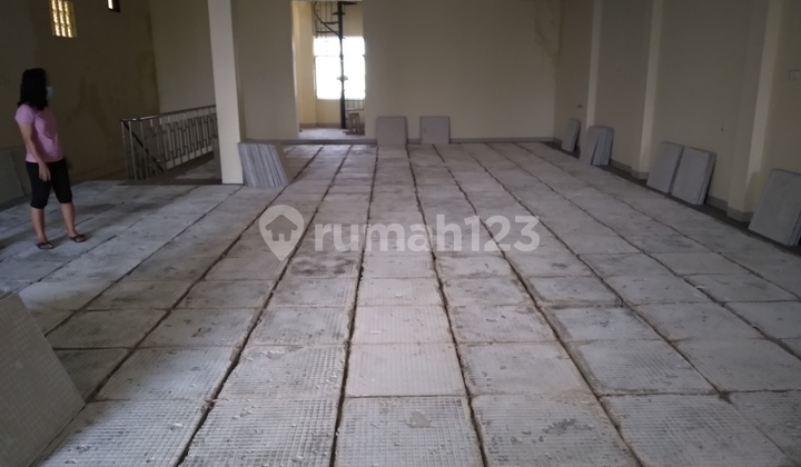 Ruko 2 petak di pinggir jalan gunung bawa karaeng kota makassar 4