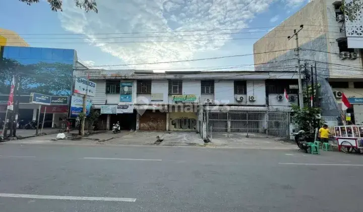Ruko di Veteran Selatan W 1