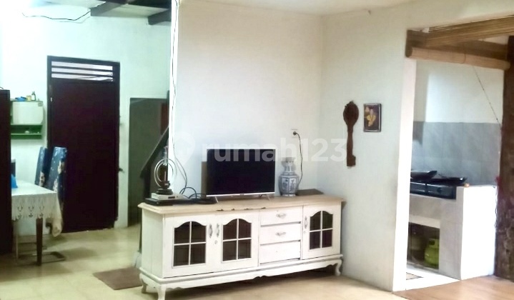 Sell House+Shop/ Shophouse in Swadharma, Ulujami, Pesanggrahan, South Jakarta Sell House+Shop/ Shophouse in Swadharma, Ulujami, Pesanggrahan, South Jakarta