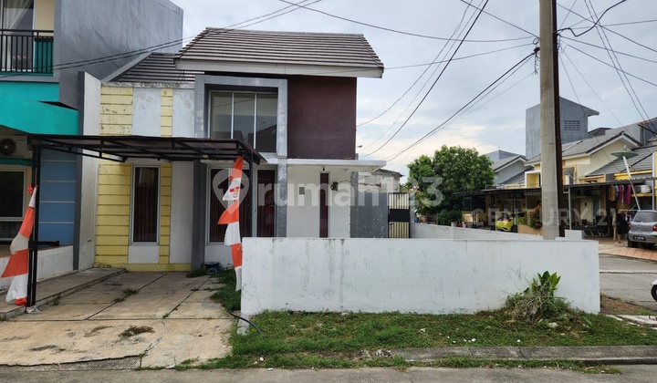 Minimalist House Comfortable Environment Grand Ubud Garden Bekasi