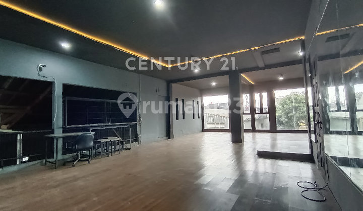 For Sale 2-Story Shop House, Corner Lot, in Kopo Area Housing, Bandung 2