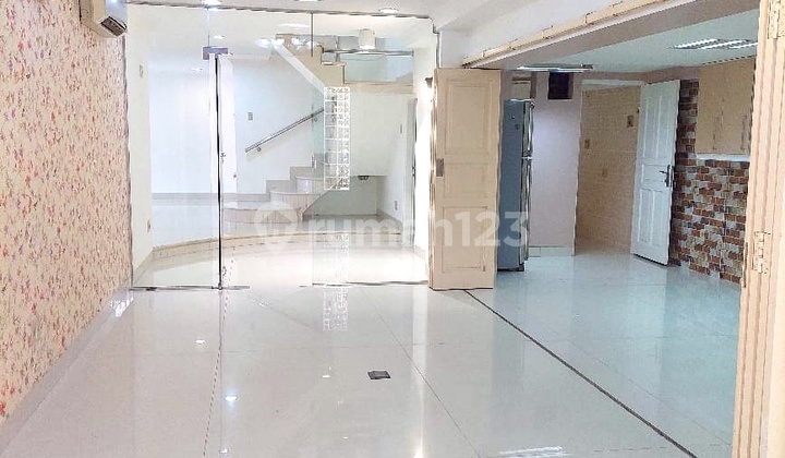 Rumah Hook 2,5 LT Mewah Siap Huni di Tanjung Duren, Grogol, Jakarta Barat Rumah Hook 2,5 LT Mewah Siap Huni di Tanjung Duren, Grogol, Jakarta Barat