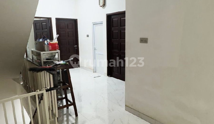 For Sale: Fully Furnished Boarding House with SHM in Kebon Jeruk, West Jakarta 2