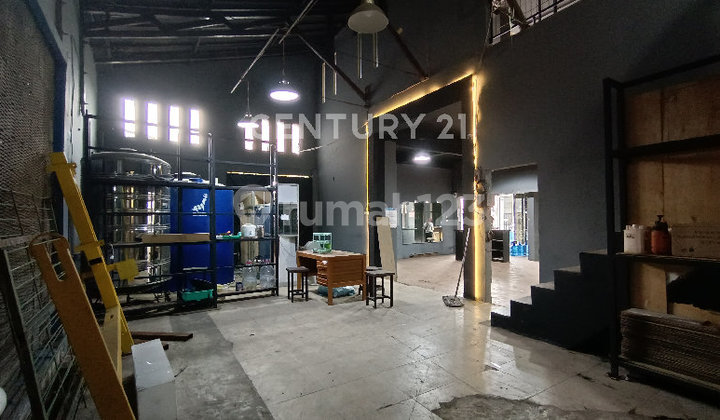 Dijual Ruko 2 Lantai, Hoek, di Perumahan Daerah Kopo Bandung