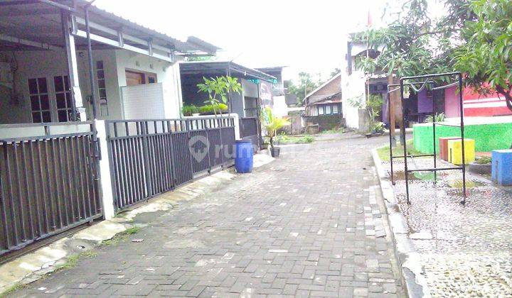 Rumah 2 Lantai Bagus Furnished SHM di Bumijo Jl Tentara Pelajar 2