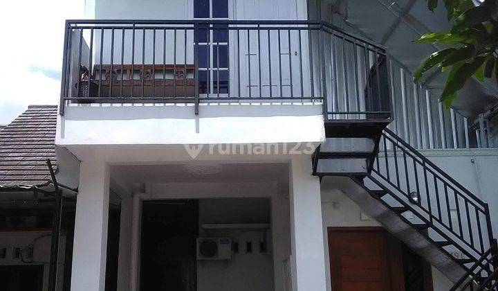 Rumah 2 Lantai Bagus Furnished SHM di Bumijo Jl Tentara Pelajar 1