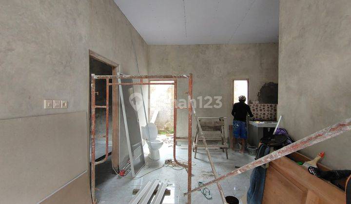 Rumah Baru Proses Finishing SHM di Timur Pamela 7 Purwomartani 11