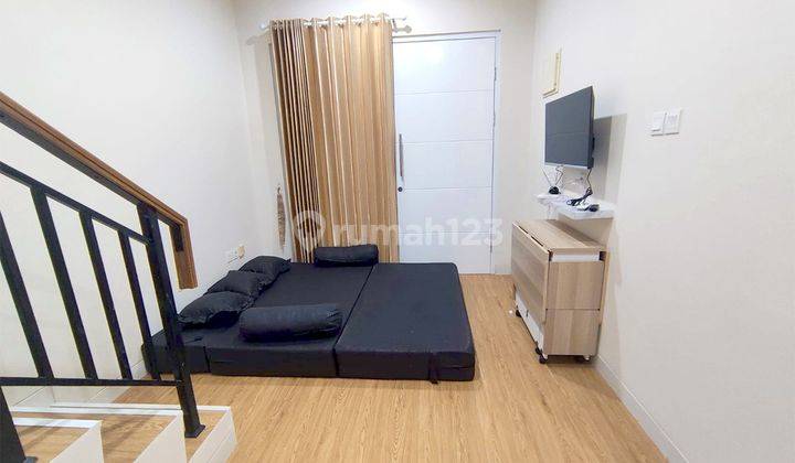 Arcadia Village Rumah Hook 5 Kamar Gading Serpong Tangerang Kelapa Dua 6