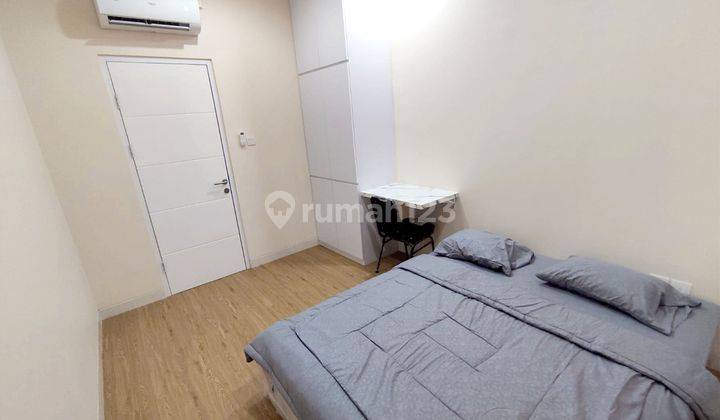 Arcadia Village Rumah Hook 5 Kamar Gading Serpong Tangerang Kelapa Dua 22