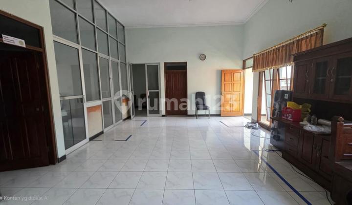 Rumah Di Jalan Raya Semarang Selatan 2