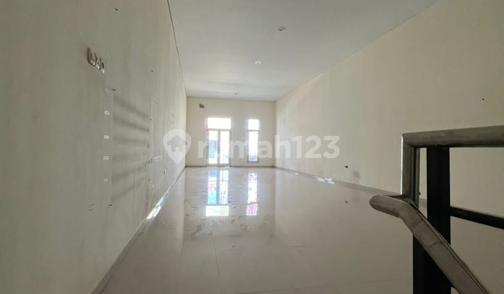 Shop House in the center of Semarang city, near Simpang Lima. 2