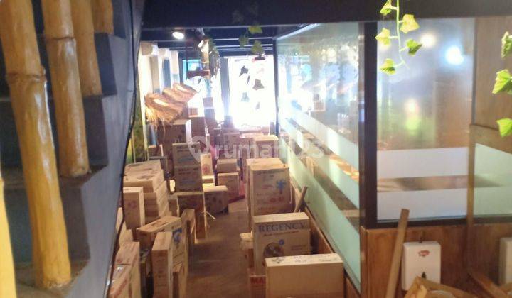 Ruko Strategis di jalan Raya  .cocok untuk Usaha resto/cafe 2