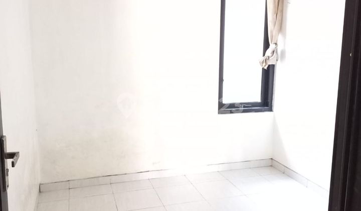 Nice house in the Pudak Payung housing complex. 2