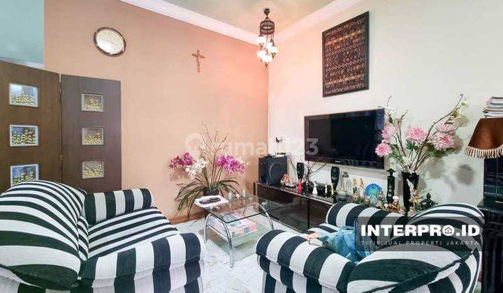 Rumah Asri Prisma Kedoya Taman Kedoya Permai SHM Luas 160m2 3