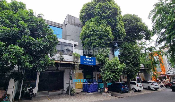 Ruko Tomang Hoek 3 Lantai Jalanan Lebar 160m2 Jl Mandala Raya 1